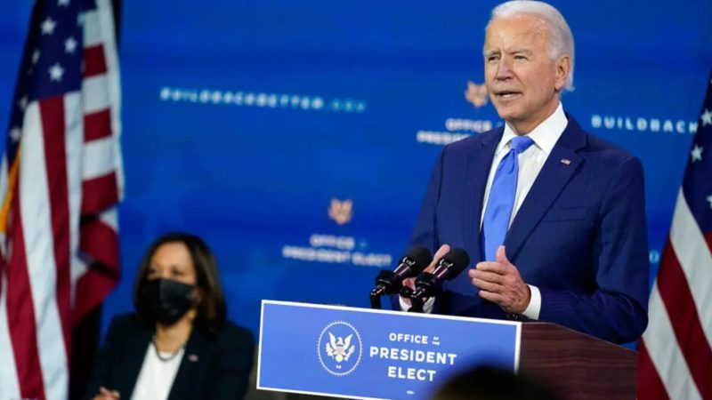 Joe Biden va demander aux Américains de porter le masque pendant «cent jours»