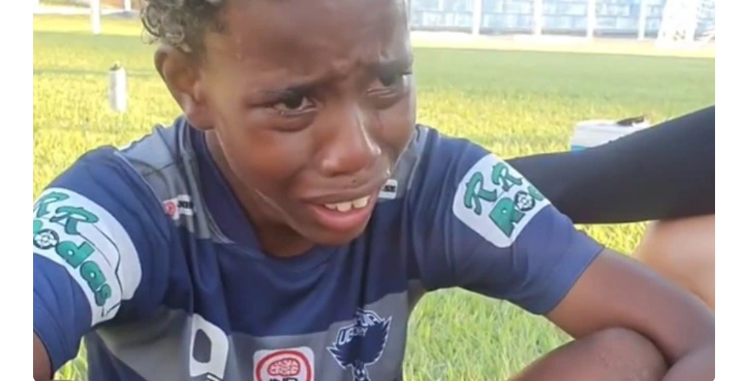 Un jeune victime d&rsquo;une insulte raciste au Brésil: Neymar et Gabriel Jesus volent à son secours (vidéos)