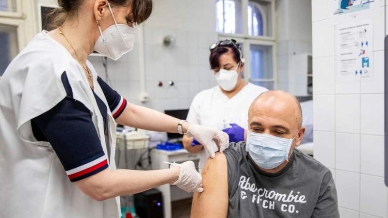Covid-19: la Hongrie approuve le vaccin chinois et se démarque de nouveau de l&rsquo;Europe