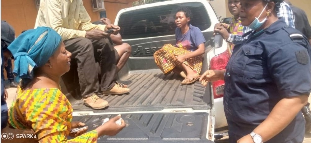 Crime: la police met enfin le grappin sur Aïcha Camara, la fille qui a éventré son petit copain