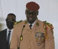 Le CNRD annonce que la mise à la retraite de militaires et fonctionnaires va se poursuivre