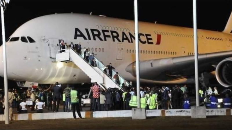 SUSPENSION DES VOLS AU MALI: AIR FRANCE SE TIRE LES BALLES DANS LES AILES