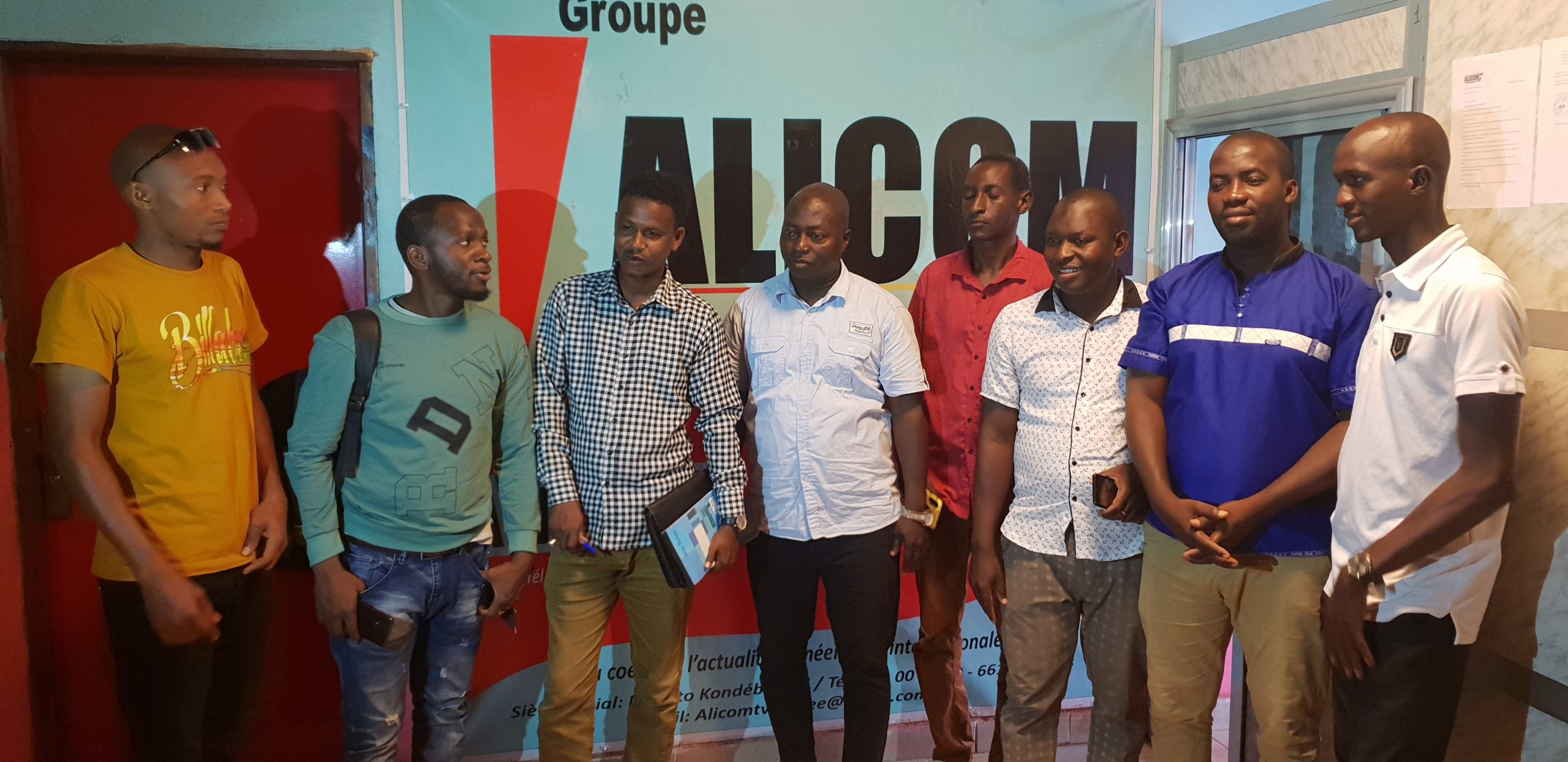 Médias :Une mission conjointe dans les locaux du site Web WwwAlicomGuinée.com.