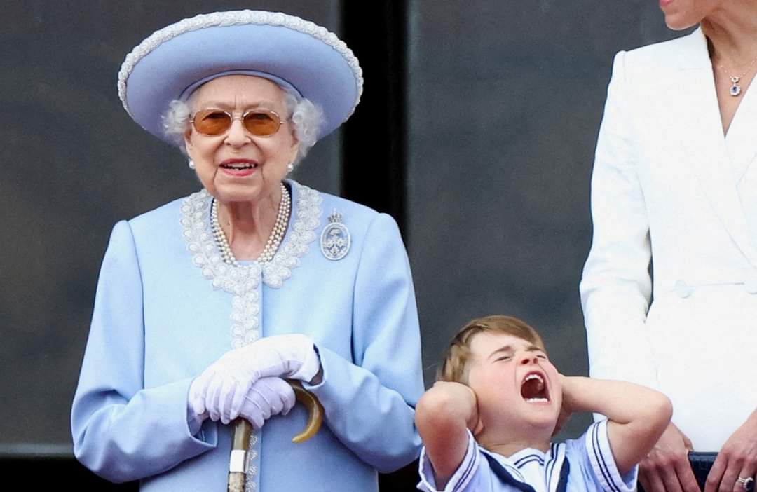 PAGE NOIRE/ La reine Elizabeth II d&rsquo;Angleterre est décédée aujourd&rsquo;hui à l&rsquo;âge de 96 ans !