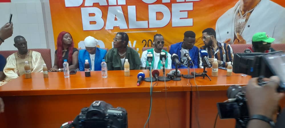 Culture/ Conférence de presse: l&rsquo;artiste saifond baldé déballe de le titre de son nouvel album « sabou nö wély » dont la dédicace est prévue le 19 Novembre prochain.