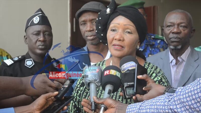 GOUVERNORAT DE CONAKRY/L&rsquo;ambassadrice de l&rsquo;union européenne en visite de courtoisie au bureau de la gouverneure de Conakry.