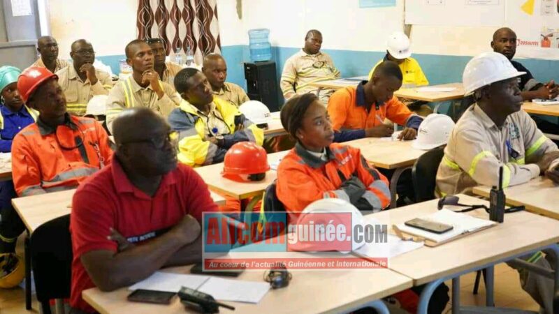 KAMSAR – SANGAREDI/ CBG s’engage à améliorer à la formation de son personnel sur la gestion des matières dangereuses utilisées au travail.