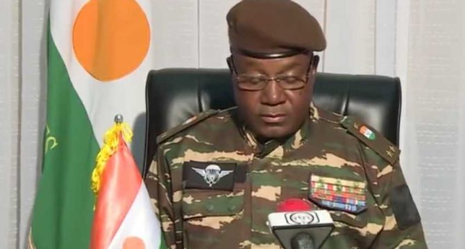 NIGER : L’AMBASSADEUR FRANÇAIS SOMMÉ DE QUITTER LE TERRITOIRE