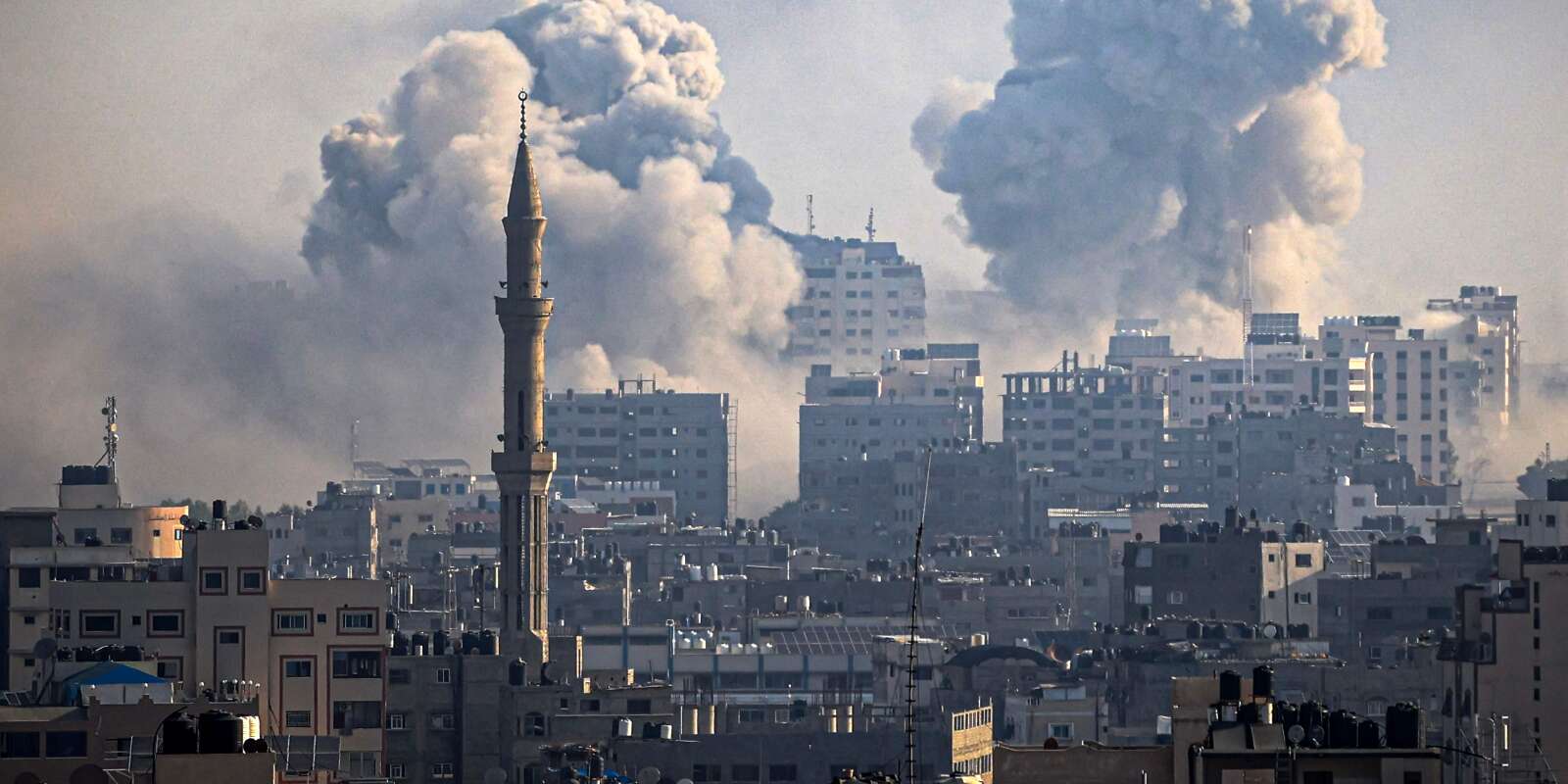 Guerre Israël-Hamas : l’armée israélienne vise des « centres » du Hamas à Gaza, le groupe armé répond par des tirs roquettes sur Tel-Aviv