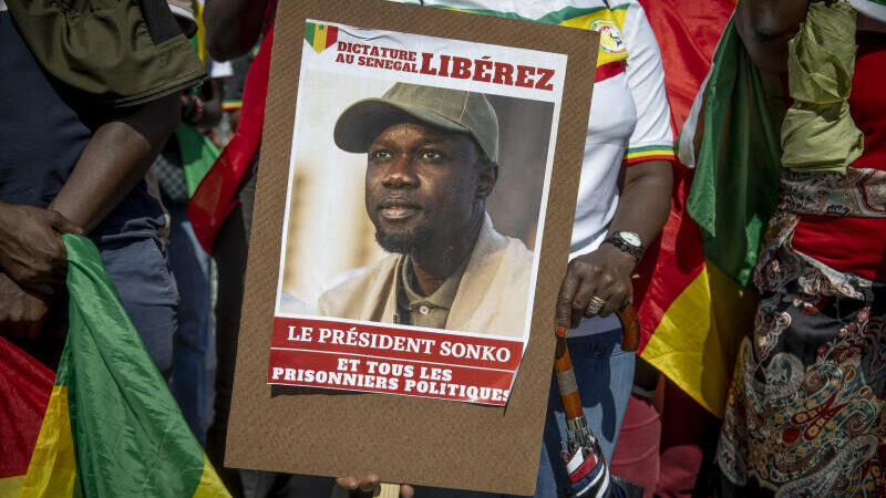Au Sénégal, la justice relance Ousmane Sonko dans la course à la présidence