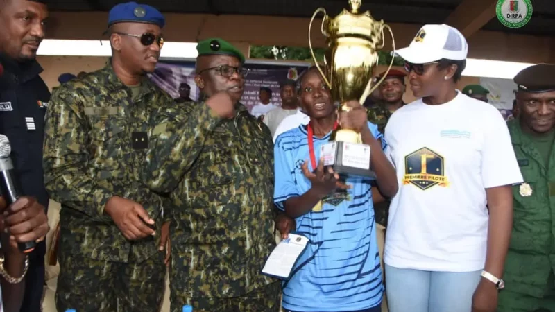 LA FINALE DU TOURNOI FÉMININ DOTÉ DU TROPHÉE FEUE COLONELLE D&rsquo;AVIATION FATOUMATA BINTA DIALLO