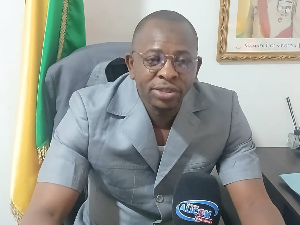 M. Alpha Oumar Barry, officier de l’état civil de Gbessia : Nous avons posé les premières bases d’un service citoyen