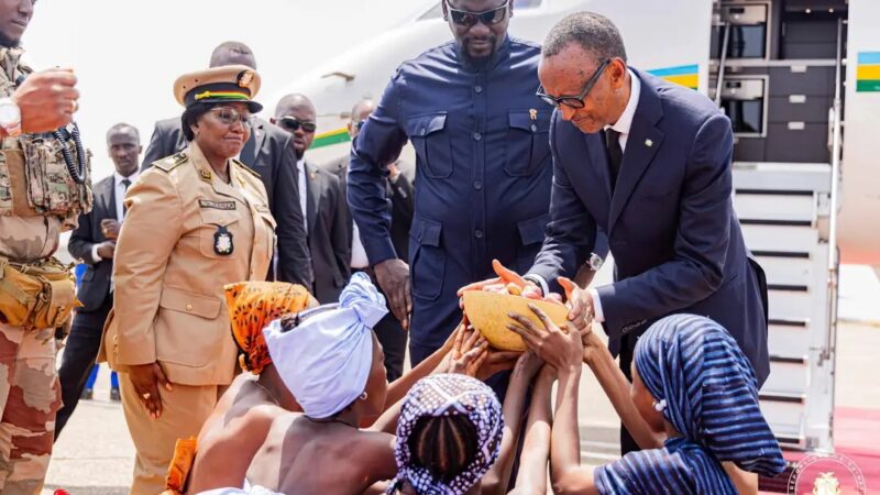 8 mars : Mamadi Doumbouya rend un hommage appuyé aux femmes de Guinée et réaffirme son engagement pour leurs droits