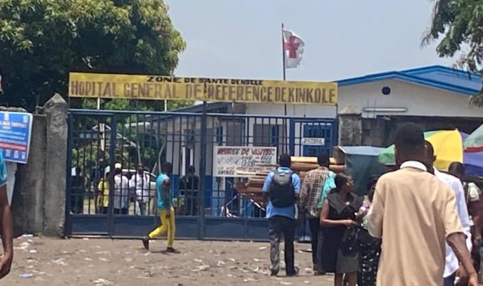 Kinshasa : une patiente violentée et filmée nue par un médecin, docteur David Balanganayi,   des appels à son arrestation se multiplient‎