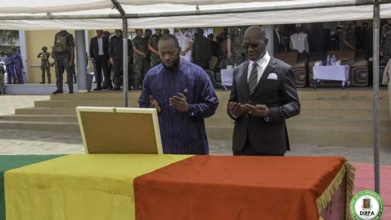 Mort d’un ancien combattant d’exception : « Il a encadré mes premiers pas de jeune officier » Gl Idiamine salue la mémoire d’ElHadj Mamadou Baldé